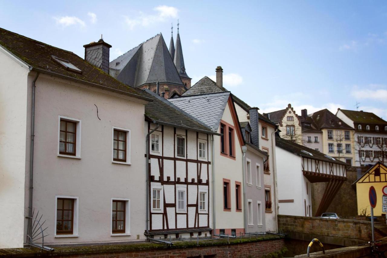 Ferienhaus Saar-Traum ザールブルク エクステリア 写真